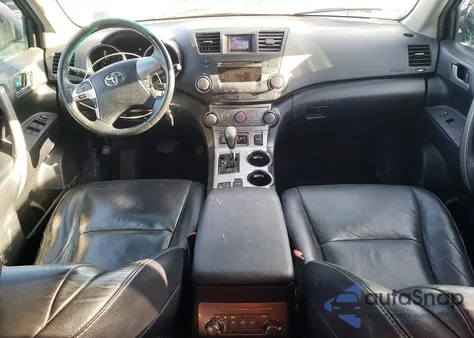 2011 Toyota Highlander Base z USA, uszkodzony, nr VIN 5TDBK3EH7BS091285